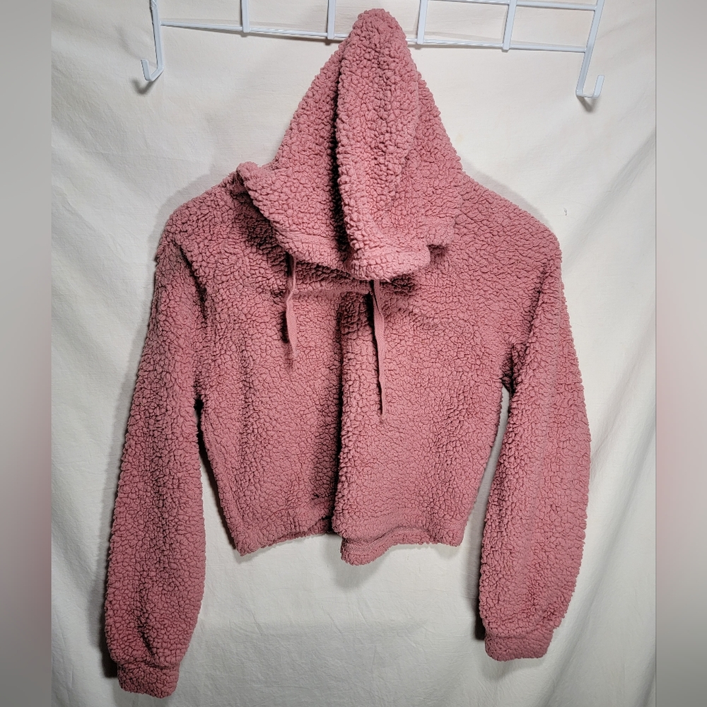 Woman's Derek Heart pink medium fleece pullover hoodie in great shape.